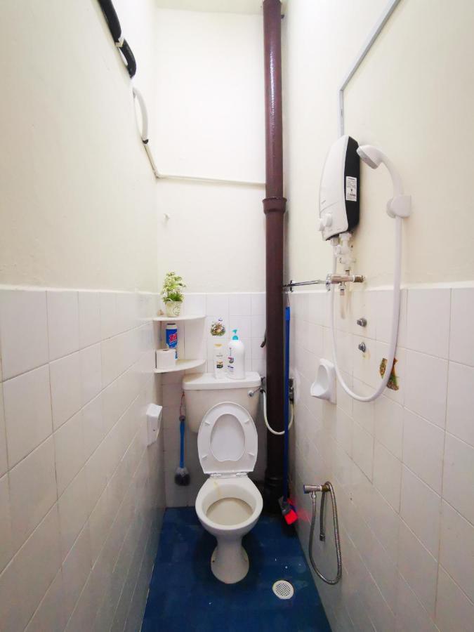 Single Terrace House near to Sunway Carnival Mall, Seberang Jaya Butterworth Bagian luar foto