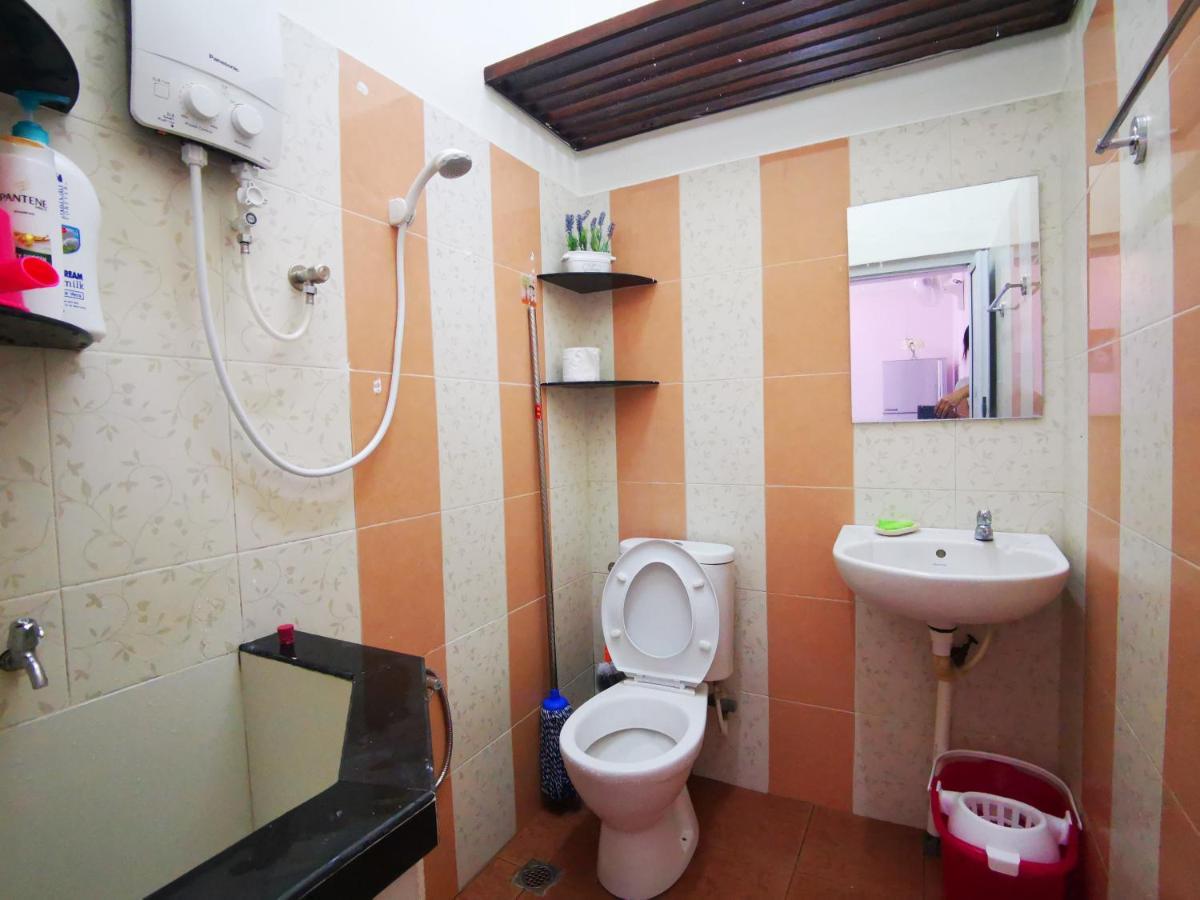 Single Terrace House near to Sunway Carnival Mall, Seberang Jaya Butterworth Bagian luar foto